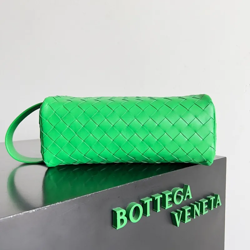 All categories 💚 Authentic bags 💚 BV 2025 new BV toiletry bag